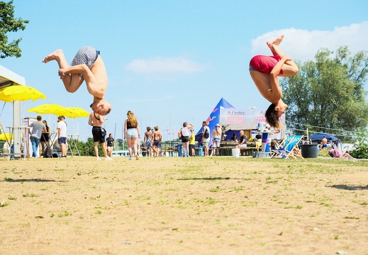Watt Air Jump Festival 2022 by Maele Othenin-Girard
